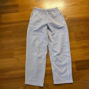 Aritzia Wilfred Free Lilac Purple Sweatpants